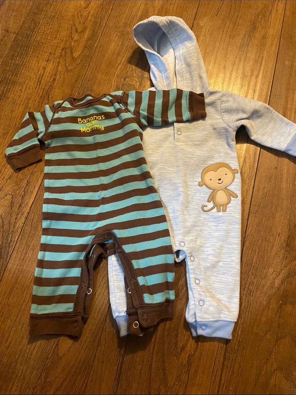 Set of 2 - 1 piece boys outfits size 0-3 months